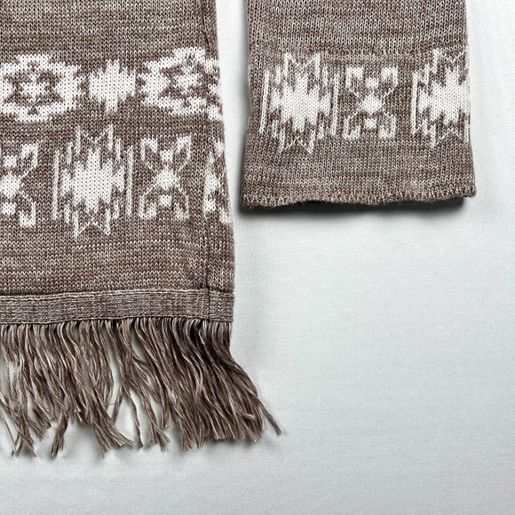 Ryan Michaels Women's Size L/XL Aztec Brown & White Fringed Pullover Sweater - Picture 3 of 10